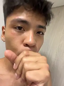 Živý XXX chat MaxiWildd