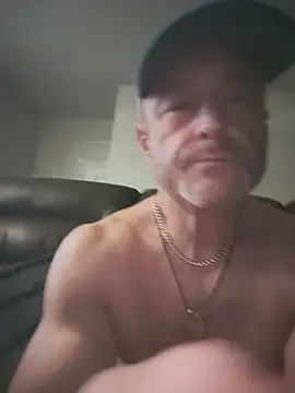 Slydog1010 Live XXX-Chat