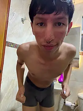 Chatroom XXX en direct de Noah-fire