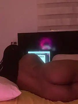 MISSMAYSROOM – Naživo XXX chat