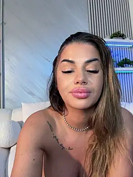 KirstieVegas élő XXX-chatje