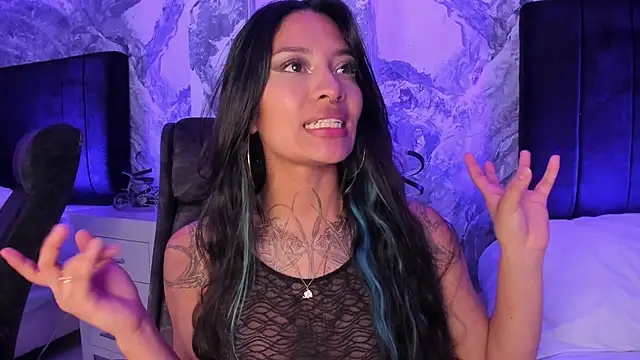 Chat XXX en directo de NicoleMonet1