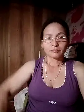 Chat +18 de Cucci07 ao vivo