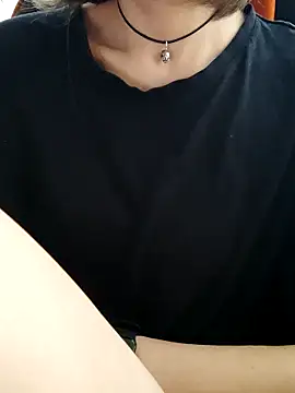 Aashikalaa's Live XXX Chat