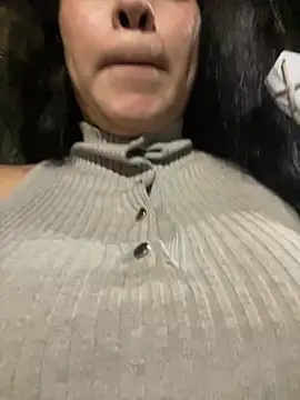FOX_LATINA Adlı Modelin Canlı XXX Sohbeti