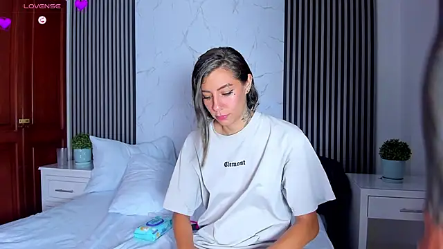 Živý XXX chat BritneyAndMaleth