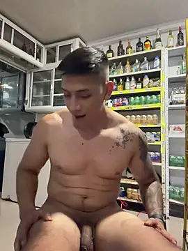 OliverWest04 라이브 XXX 채팅