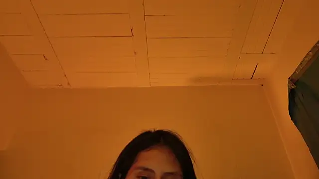 MoonLipsON- Live XXX-chat