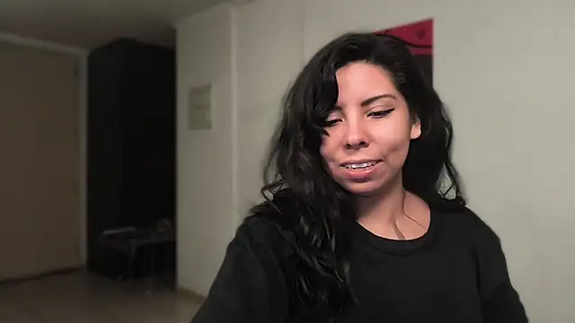 Diosagata Adlı Modelin Canlı XXX Sohbeti
