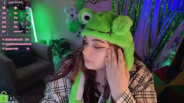 Mia_R0ss লাইভ XXX চ্যাট