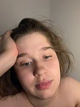 Živý XXX chat HornyGirlH