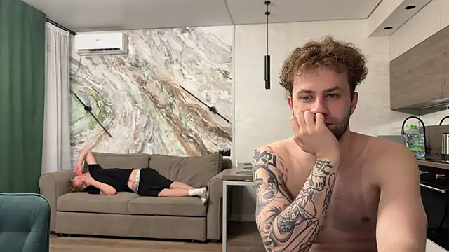 XXX chat uživo modela qwersprice