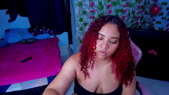 Chat +18 de AngelaCoffee ao vivo