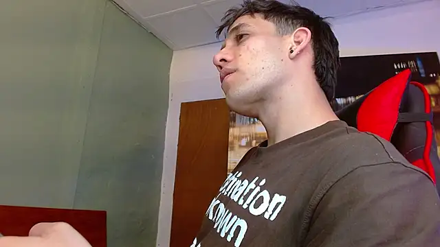 Онлайн чат XXX alexgiraldo__