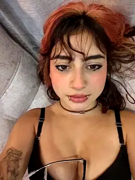 Chat +18 de Sarah_Lark- ao vivo