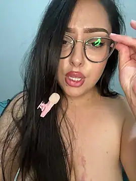 MileyGia – Live XXX-chat
