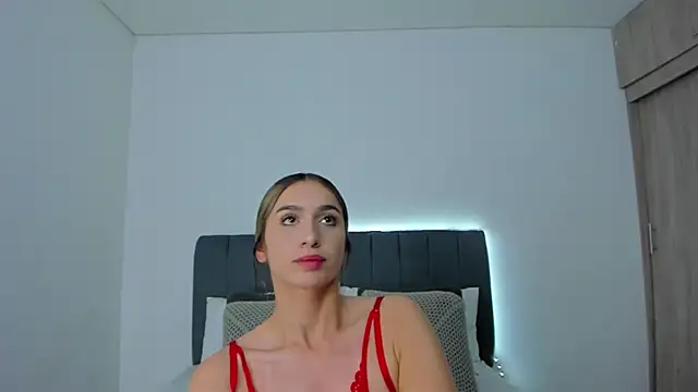 دردشة im_sarah34 الجنسية المباشرة