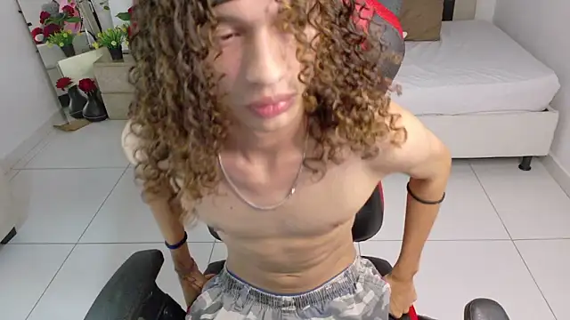 دردشة Axel_fox77 الجنسية المباشرة