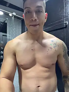 OliverWest04's Live XXX Chat