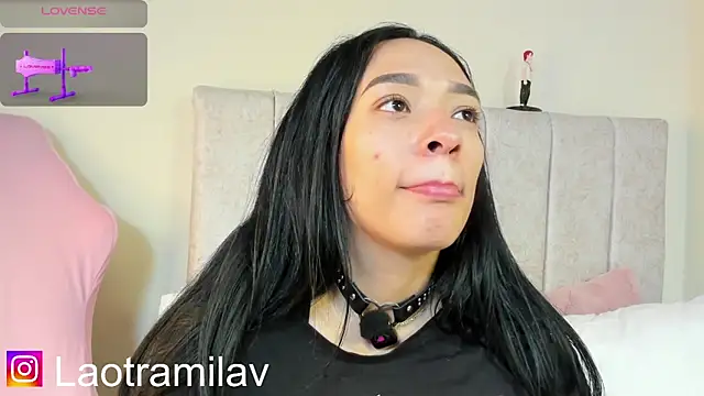 XXX chat uživo modela MilaVelour
