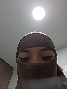 Samira_1 élő XXX-chatje