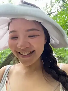 xiaochengzi505's Live XXX Chat