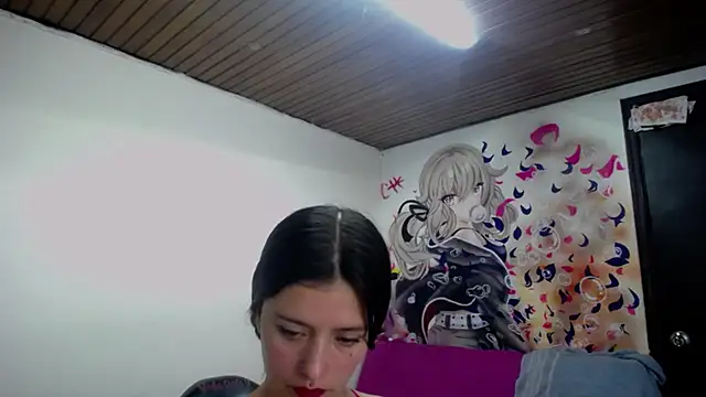 Lucia_evans22 élő XXX-chatje