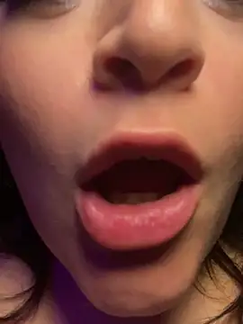 DirtyLittleKimberleigh লাইভ XXX চ্যাট