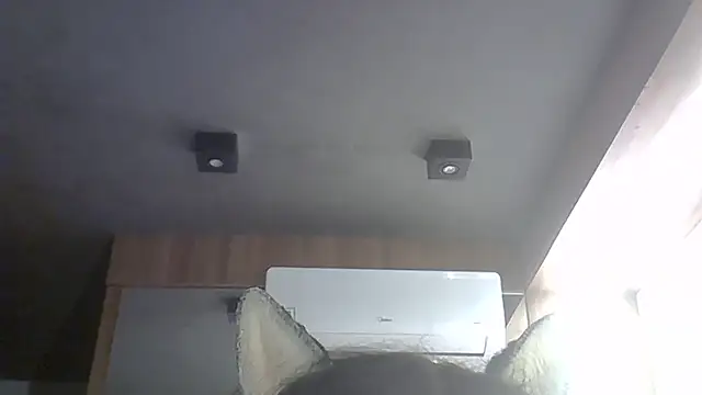 SkinnyKitten Chat XXX live