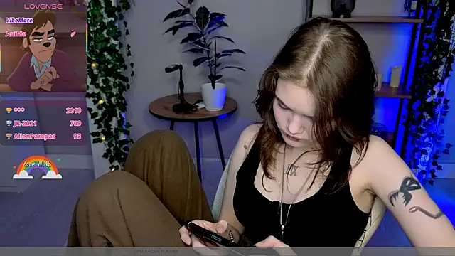 Dilara_xBaby élő XXX-chatje
