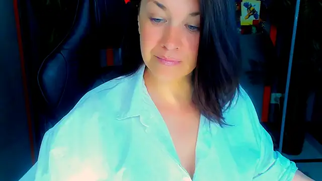 Chatroom XXX en direct de AnaMills