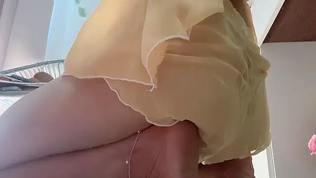 __Joy69__ live XXX chat