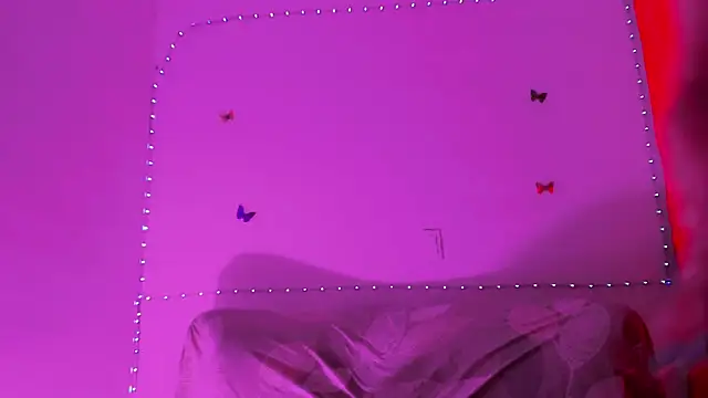 Chat +18 de TatiGil ao vivo
