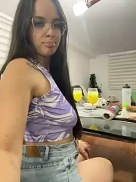 Chat +18 de gabyaridi ao vivo