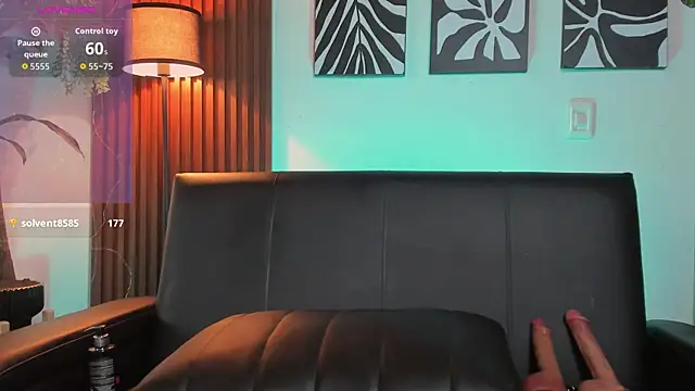 Georgina_caruso élő XXX-chatje