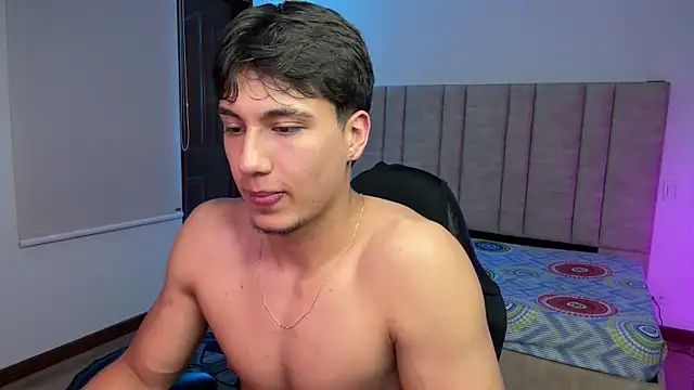 Chat XXX en directo de CHRIS_MORGAN1