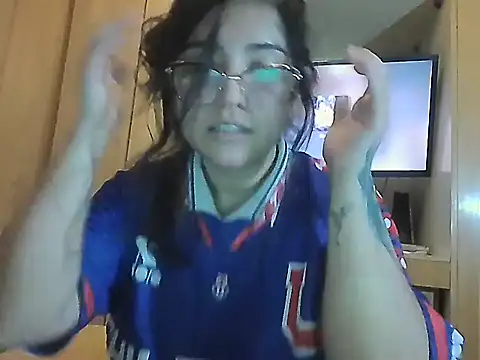 XXX chat uživo modela creepyh0e_