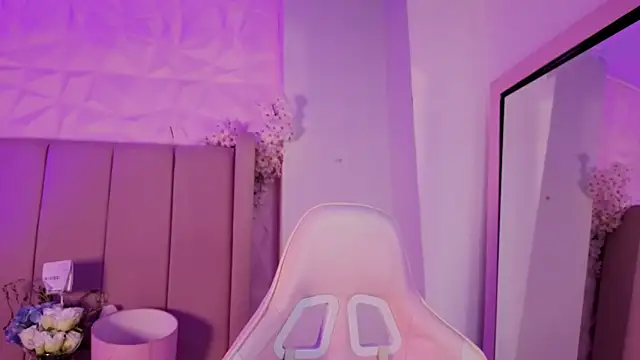 MollyBigBoobs12 Chat XXX live