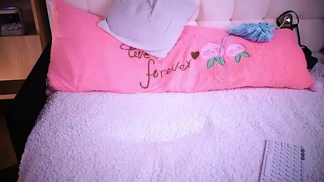 Pussylovekate's Live XXX Chat