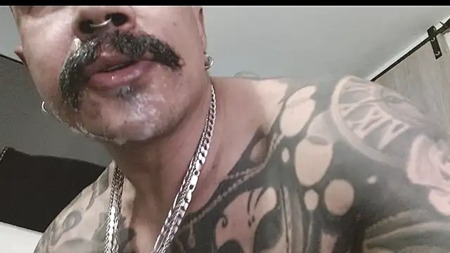 Czat XXX na żywo – danilog515