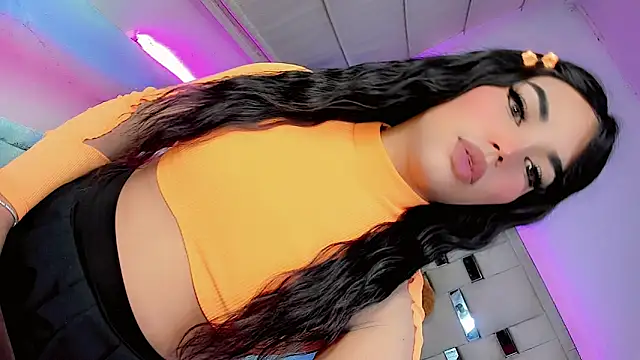 Alannys_xHotx's Live XXX Chat