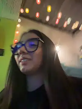 Chat +18 de Michelle_Zoe ao vivo