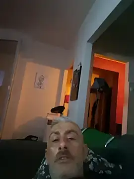 DildoG45 live XXX chat