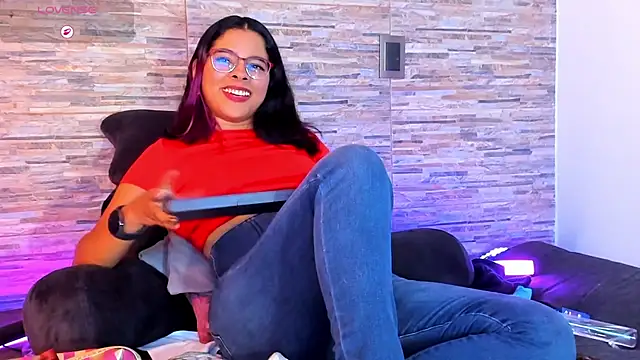 צ'אט XXX בשידור חי של nath_redrex