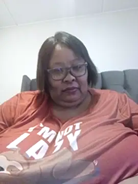 nancy111 – Naživo XXX chat