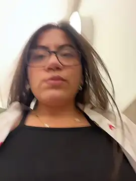 Iam__Cristal Chat XXX in diretta