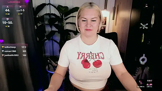 YolandaKiss – Naživo XXX chat