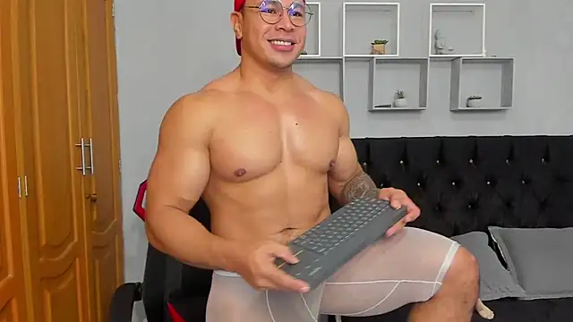 tyler_hank01's Webcam Show