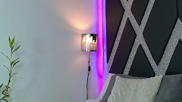 blonde_cat15's Live XXX Chat