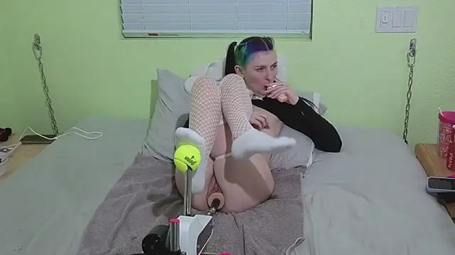 Prepare2Twerk élő XXX-chatje